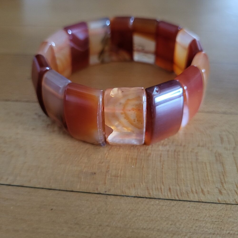 Uniquely-Shaped Carnelian Stretch Bracelet